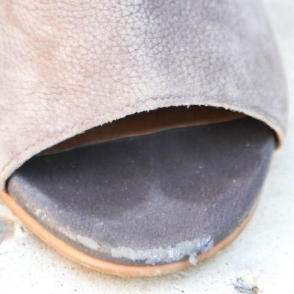 10th and Union Open Toe Block Heel Bootie - Picture 4 of 4